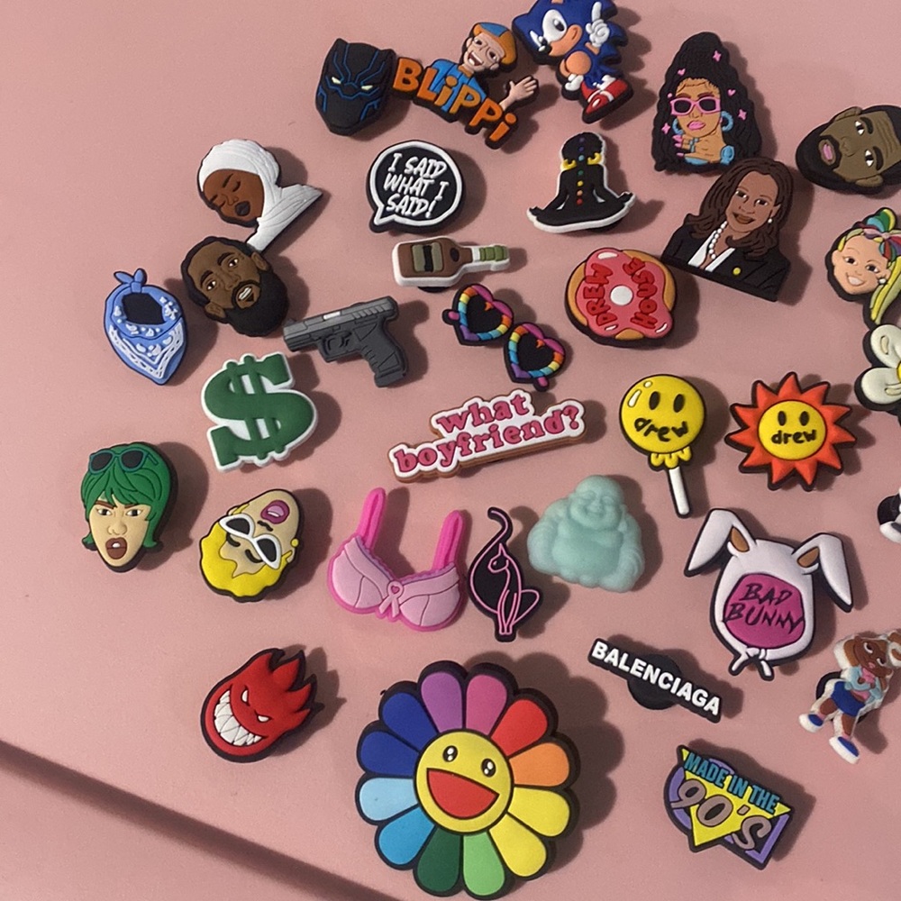 Pick Any 5! THERE ARE MORE THESE ARE THE BEST SELLERS!
Croc charms
